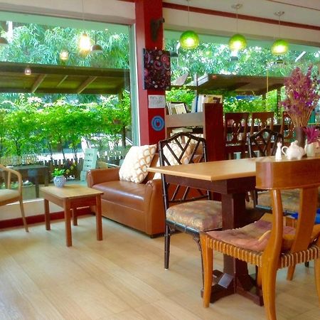 Chanchala Cafe & Hostel HHQ Extérieur photo