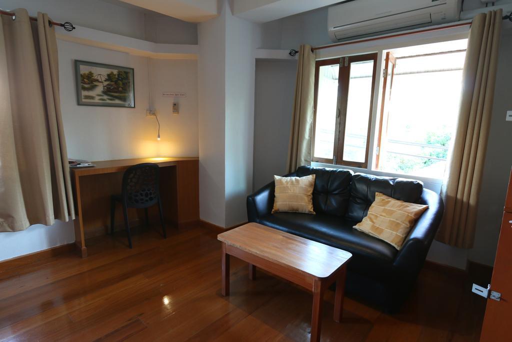 Chanchala Cafe & Hostel HHQ Extérieur photo